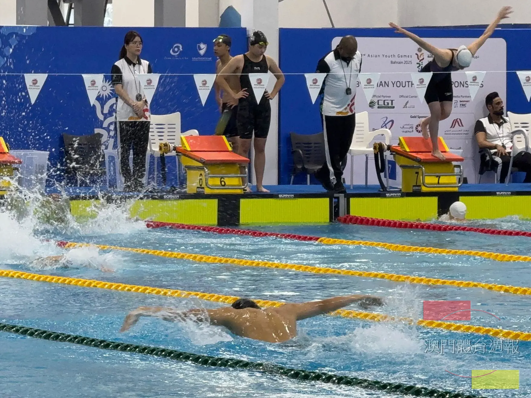 圖2 周浩正於混合接力施展蝶泳.jpeg